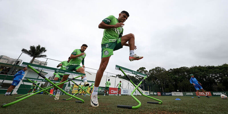 Bruno Rodrigues se lesiona em jogo-treino do Palmeiras
