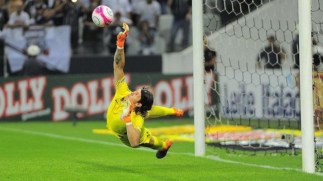 Cássio encerra passagem gloriosa pelo Corinthians