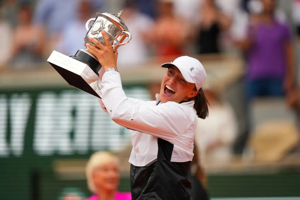 Confira as chaves masculinas e femininas de Roland Garros 2024 7 Iga Swiatek vence Roland Garros 2023