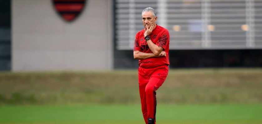Tite, técnico do Flamengo, voltará a enfrentar o Corinthians