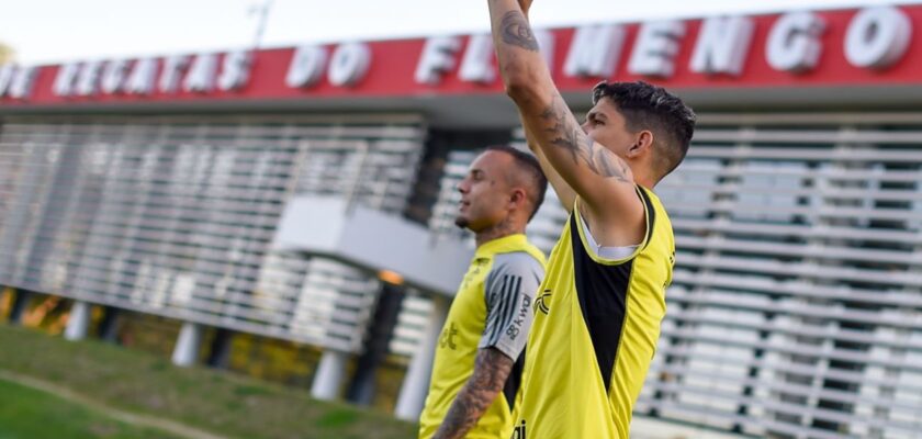 Flamengo conta com retornos de Cebolinha e Ayrton Lucas contra o Bahia