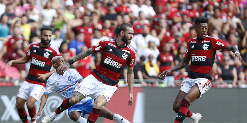 Flamengo x Bahia se enfrentam