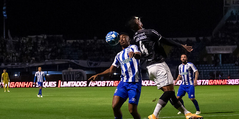 Avaí x Ceará duelam pela Série B