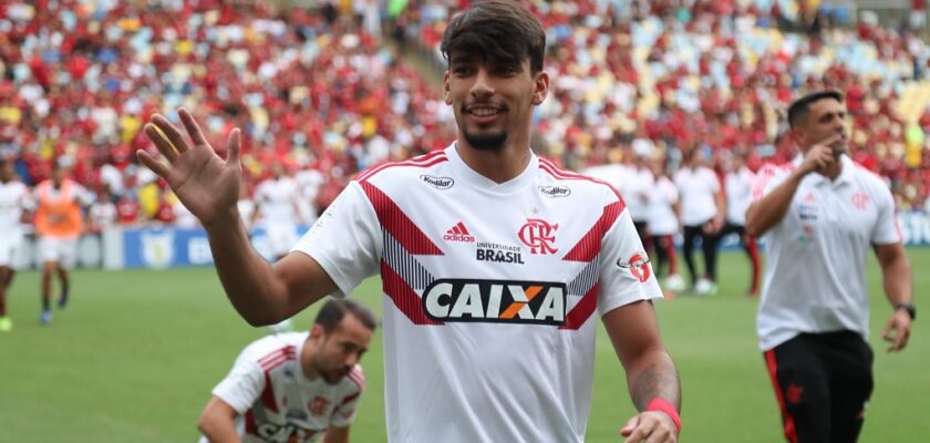 Flamengo tem hoje novidades no mercado da bola