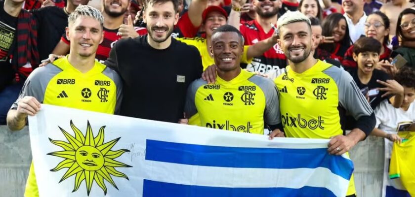 Flamengo define planejamento para volta de quarteto uruguaio