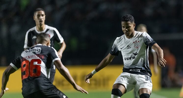 Wesley pode deixar o Corinthians e defender o Fenerbahce