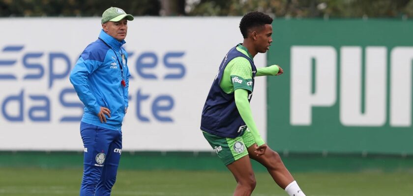 Estevão fica mais próximo de voltar a atuar pelo Palmeiras