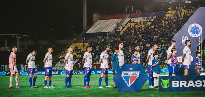 Rosario x Fortaleza medem forças no Gigante de Arroyito