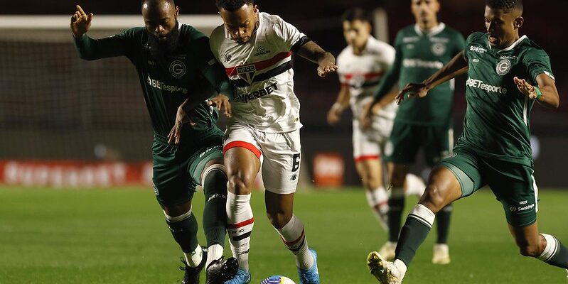 São Paulo elimina o Goiás na Copa do Brasil