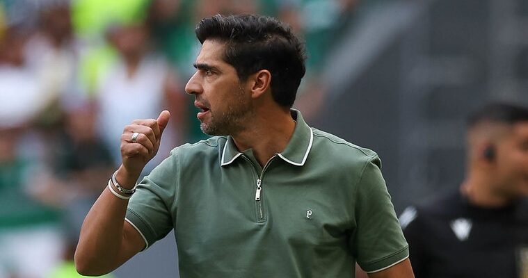 Abel Ferreira, do Palmeiras, é punido pelo STJD