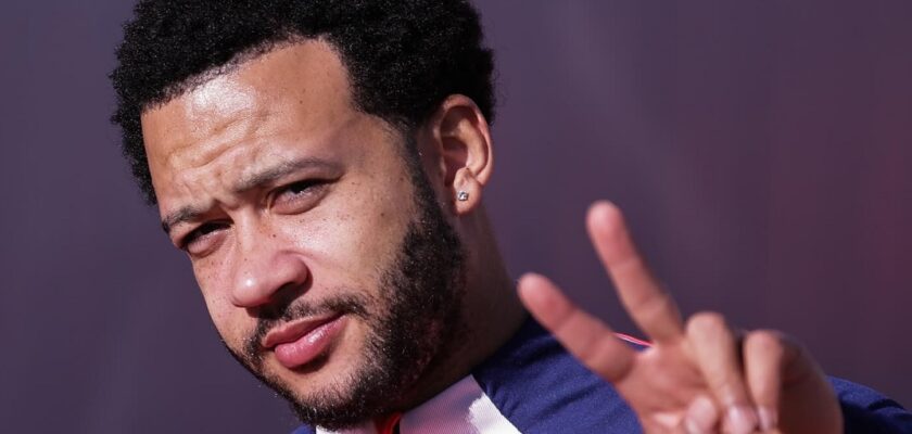 Corinthians vai anunciar a contratação de Memphis Depay