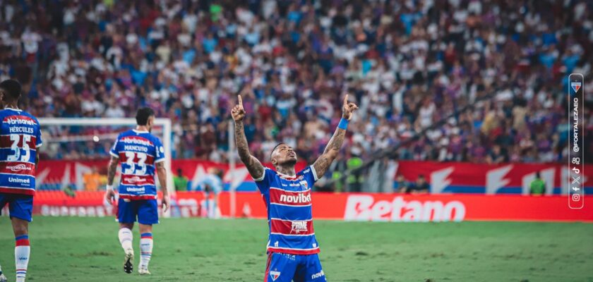 Fortaleza goleia o Bahia pelo Brasileirão