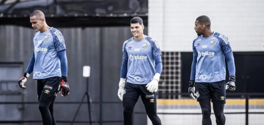 Diógenes e Renan disputam posição no Santos para jogo contra o Ituano