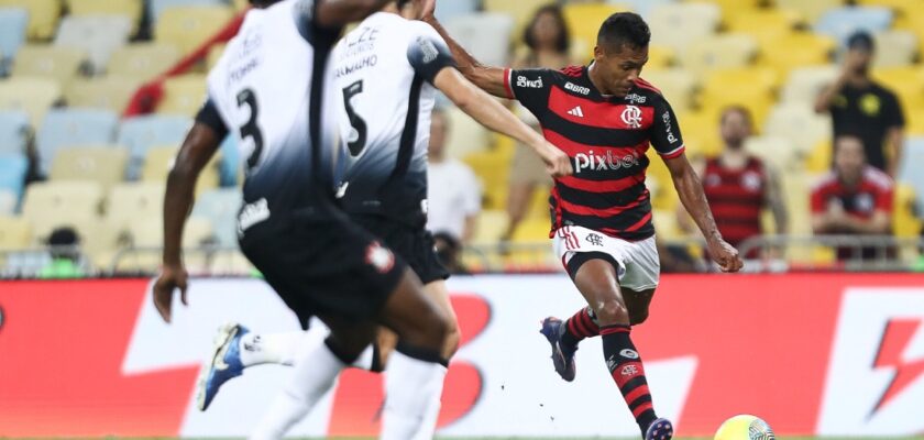 Flamengo x Corinthians se enfrentaram pela Copa do Brasil