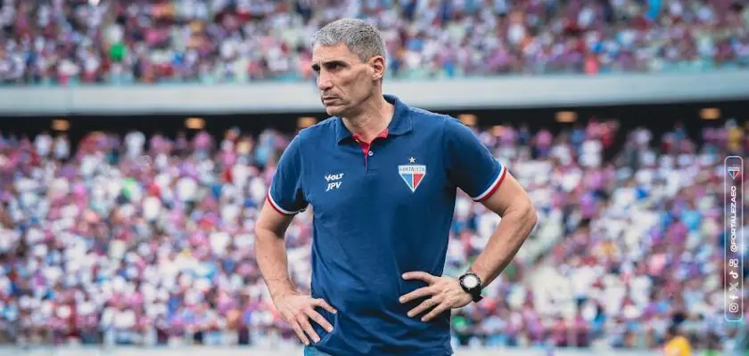 Juan Pablo Vojvoda critica arbitragem após empate entre Palmeiras x Fortaleza